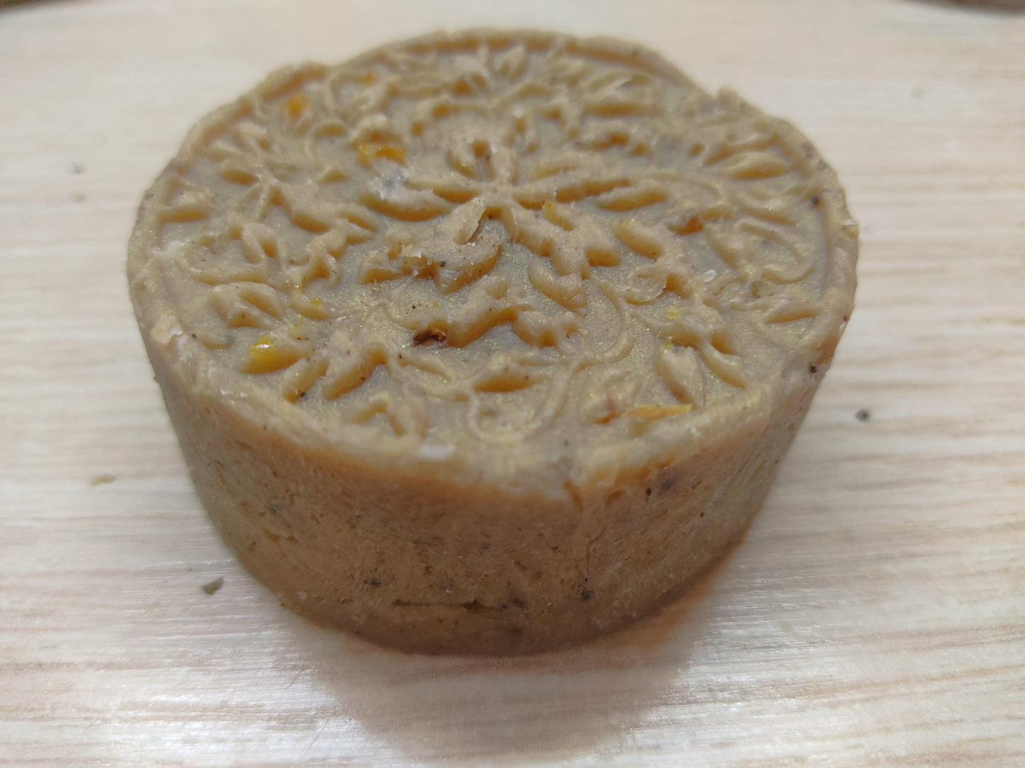 SAPONE MAGICO ATTRAE DENARO,FATTO A MANO con erbe e olii essenziali selezionate per aprire i canali di ABBONDANZA e prosperità,caricato con la fase lunare della LUNA PIENA aprendo le porte ad altre possibilità di GUADAGNO.